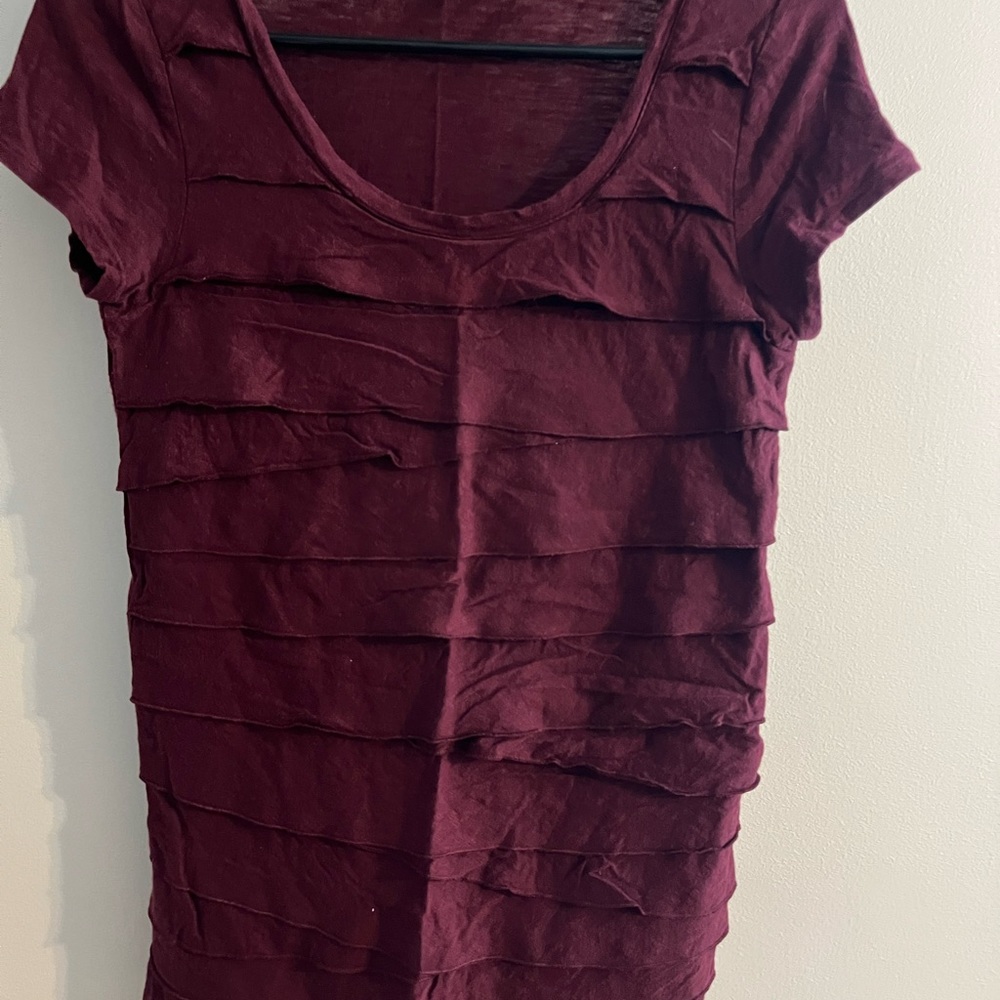 Loft Ruffle tshirt - Picture 3 of 4